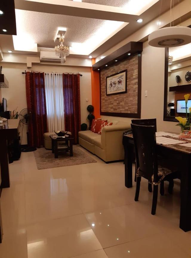 Sarasota Residential Resort: Convenient Naia T3 & World Manila Location 2*