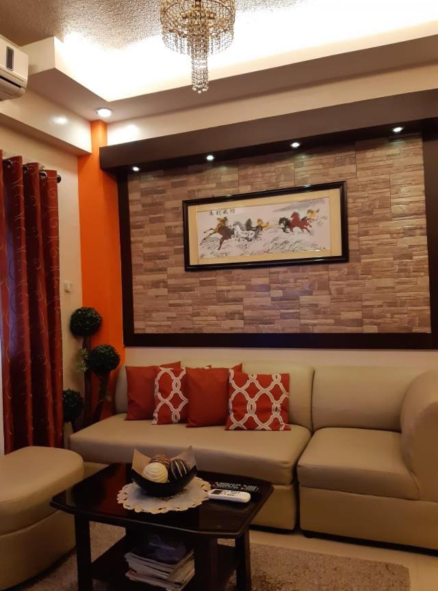 Sarasota Residential Resort: Convenient Naia T3 & World Manila Location 2* Pasay