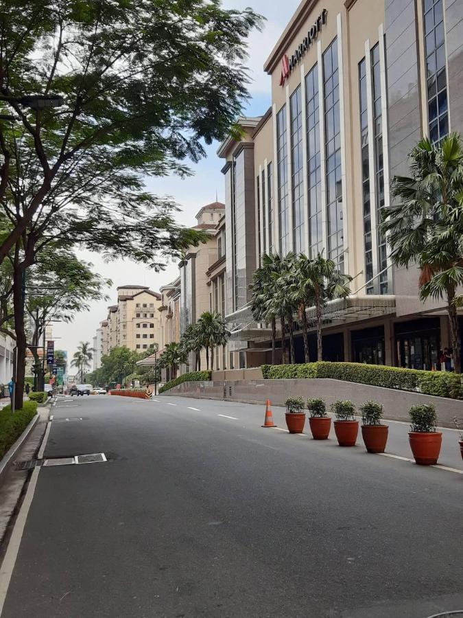 Sarasota Residential Resort: Convenient Naia T3 & World Manila Location 2* Pasay
