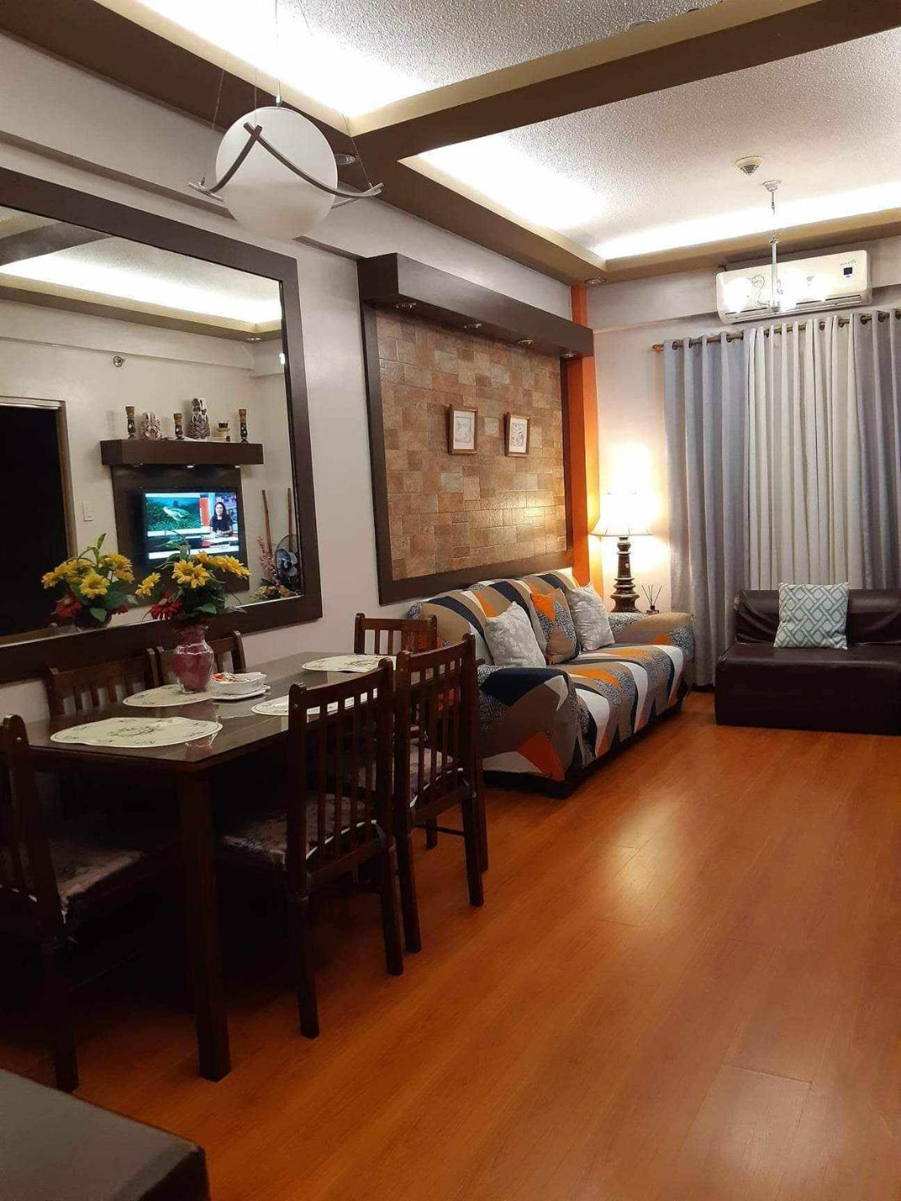 Sarasota Residential Resort: Convenient Naia T3 & World Manila Location 2*